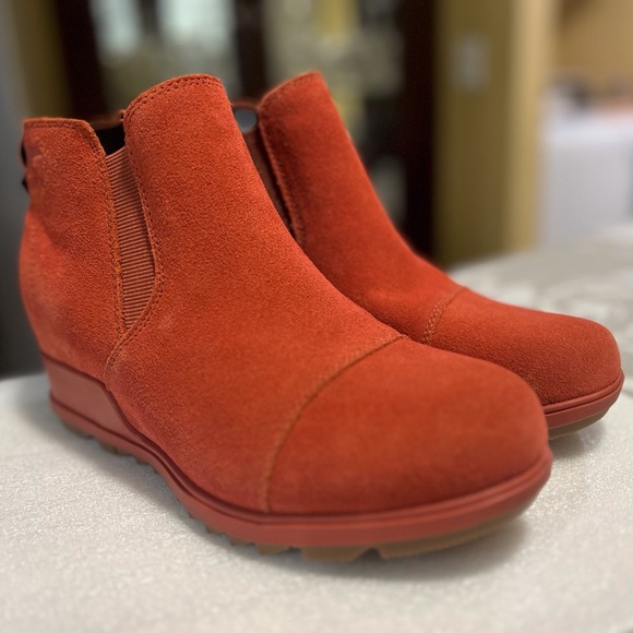 SOREL Women’s Evie Pull-On Suede Bootie. Warp Red. Size 9 M US.Brand New - Picture 2 of 16